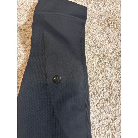 Lululemon Flow and Go Seamless leggings - Picture 4 of 5